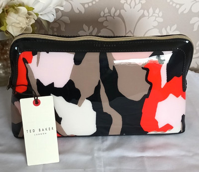 TED BAKER London großer Kosmetik-/Waschbeutel 16 x 26 cm neu und unbenutzt