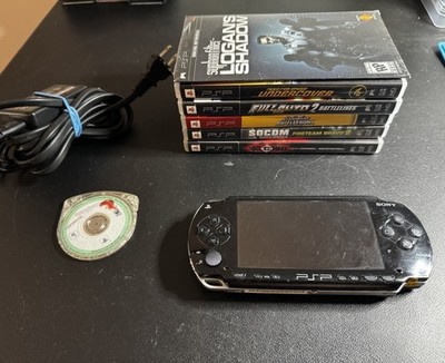 Sony PSP-1001 PlayStation Portable Black W/ Games Manhunt 2 Charger Tested Works