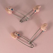 Set of 2 Pink Duck Cloth Diaper Safety Pins Metal Plastic Silver