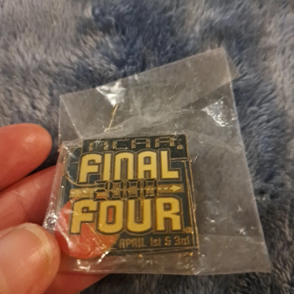 2000 NCAA FINAL FOUR PIN ~ ШТАТ МИЧИГАН ПРОТИВ ФЛОРИДЫ ~ МЕТАЛЛИЧЕСКИЙ ВИНКРАФТ - Изображение 3 из 4