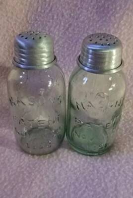 Mini Mason Jar SALT PEPPER Spice Green Glass SHAKER Set Country Kitchen, 1 set