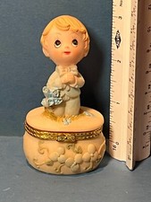 Unbranded Hinged Resin Trinket Box Little Boy Praying - 3" In