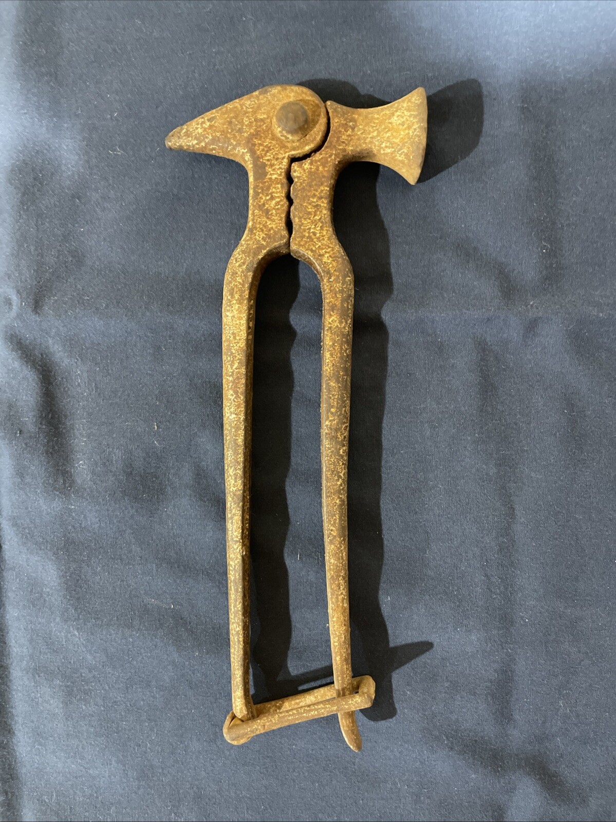 FARMER'S EVER READY FENCING TOOL ANTIQUE PLIERS COMBINATION HAMMER