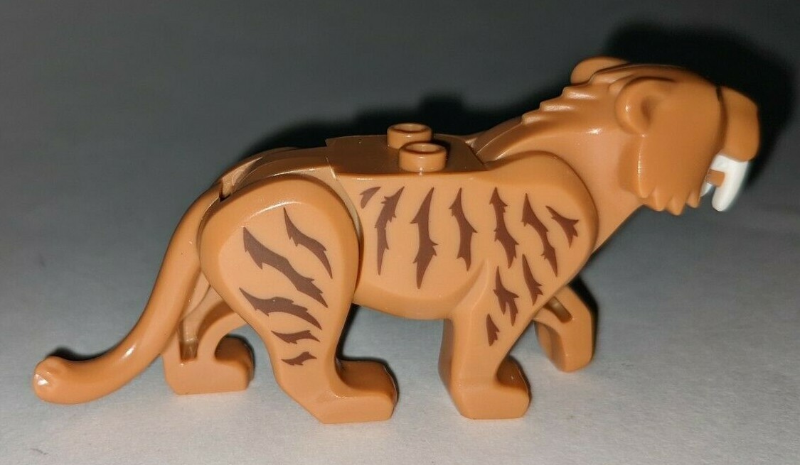 LEGO Sabre Tooth Tiger Authentic Minifigure City 60193 Arctic Saber Tooth  RARE