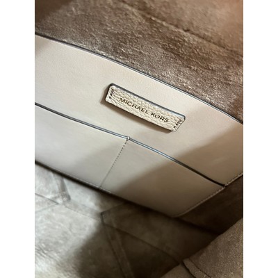 Michael Kors Junie Medium Pebbled Leather Backpack Truffle  display picture 1
