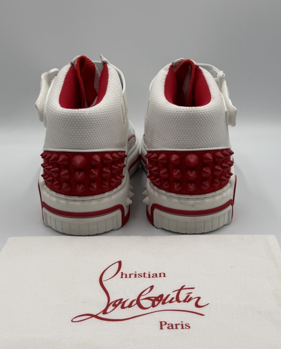 Christian Louboutin スニーカー レッド/ホワイト CHRISTIAN LOUBOUTIN White Red Astroloubi Spike Mid Top Sneakers