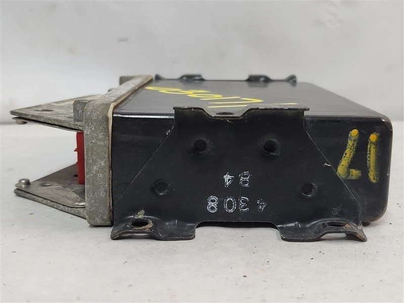 Chassis ECM ABS Right Hand Front Engine Compartment Fits 90-95 SABLE 3791836 Foto 4 de 4