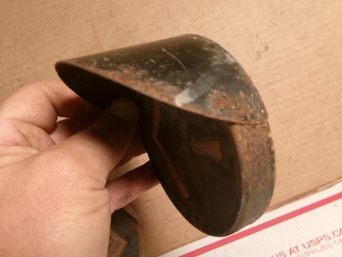 1930's 1940's VINTAGE ARROW TRUCK TURN SIGNAL LIGHT BEZELS FORD CHEVY DODGE IHC - Picture 2 of 9