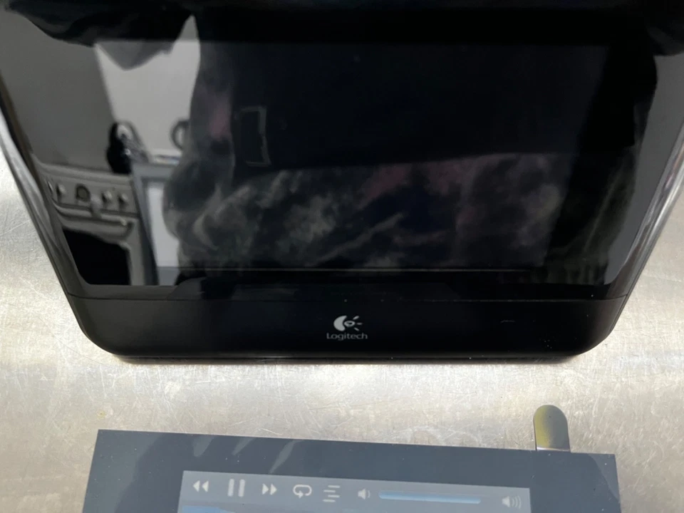 Logitech Squeezebox Touch WLAN Musikplayer Lyrion - Bild 3 von 4