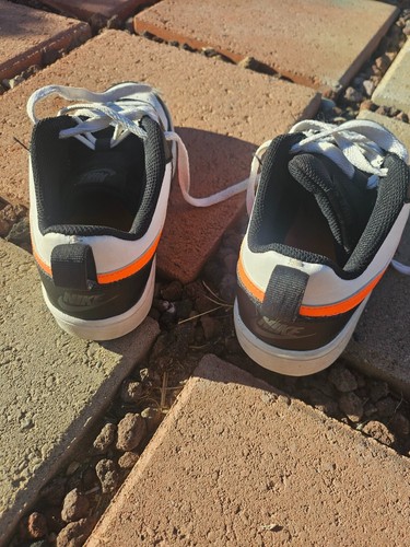 Nike Court Borough Low White/Black/Ornge Boys size 5y - Picture 3 of 7