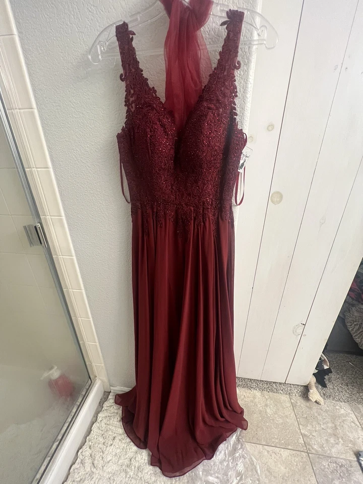 Bridesmaid Dress Fiesta - Image 3 of 4