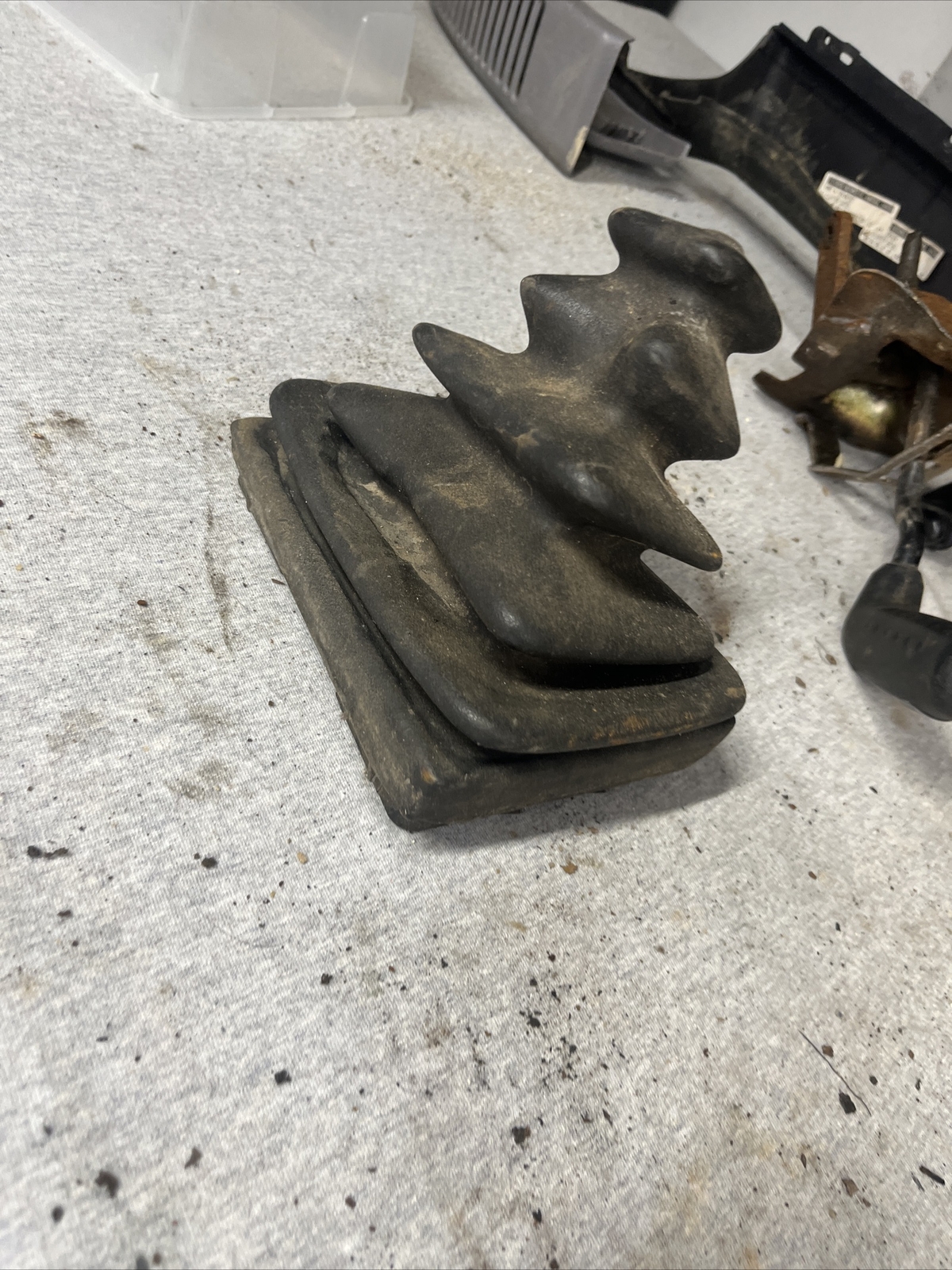 9704 Jeep Wrangler TJ Shifter Boot and Retainer Bezel / Ring Manual