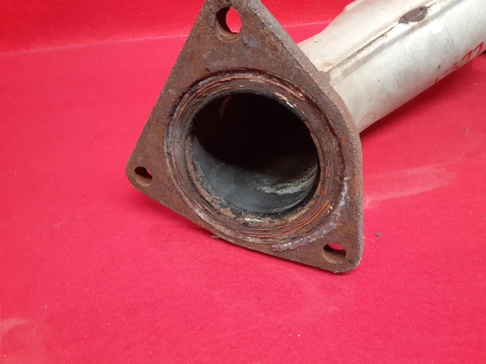 Tubo intermedio de escape Mazda CX-7/CX7 2007-2012 2,3 L turbo L3D7K2051 Foto 4 de 4