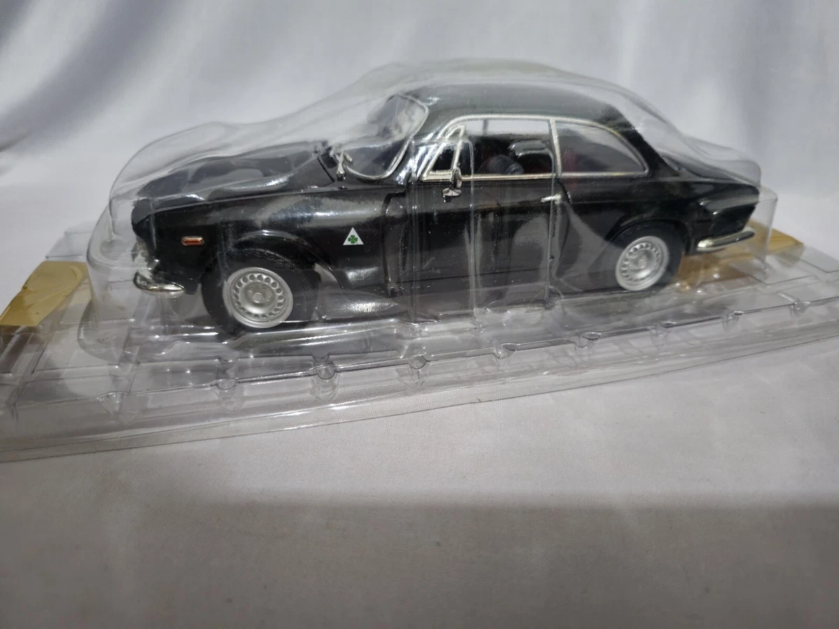 Road Signature Alfa Romeo Diecast & Toy 1:18 for sale | eBay