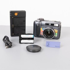 Sony Cybershot DSC-S85 - 4MP Camera - Y2K, Vintage Digital, Retro