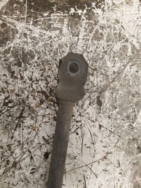 95-04 BRAZO DE CONTROL INFERIOR TRASERO LADO PASAJERO TOYOTA AVALON Foto 3 de 4