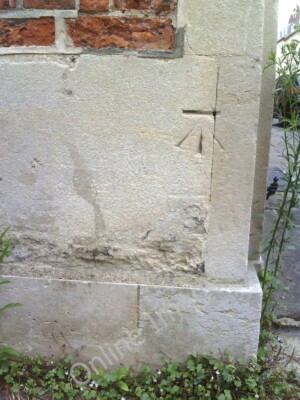 Foto 6x4 Benchmark auf #60 St John Street (Beaumont Gebäude) Oxford\/SP c2010