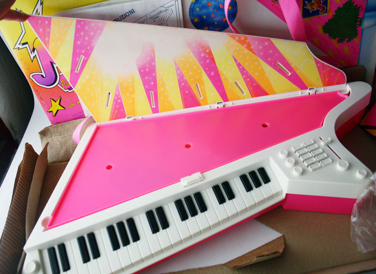 VERY RARE VINTAGE 1986 JEM STAR STAGE PLAYSET CASSETTE TAPE PLAYER