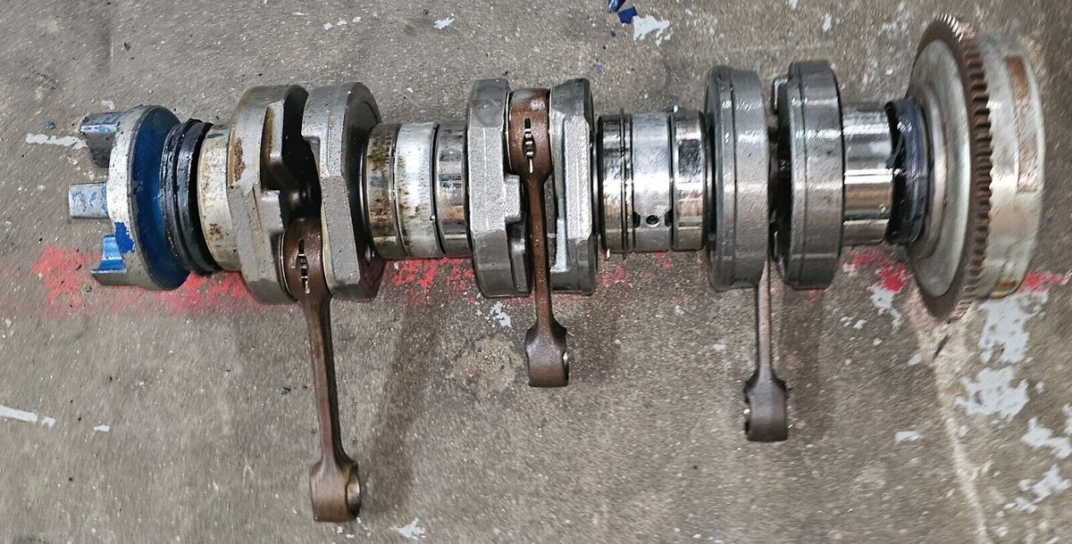 Kawasaki STX ZXI 1100 crankcase SBT crank shaft case engine block