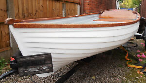 10ft clinker boat,dinghy, round stern,tender,rowing boat 