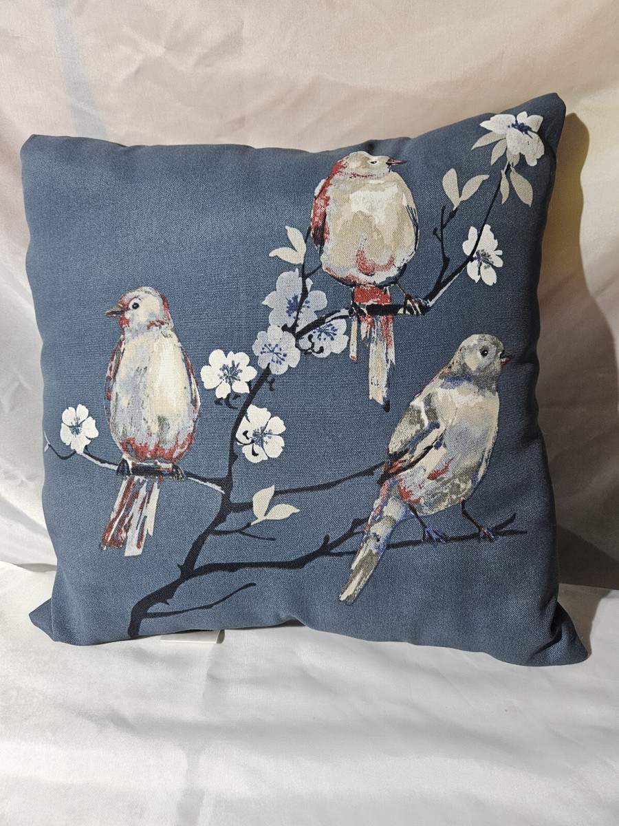 Hampton Bay Sky Birds Square Outdoor Throw