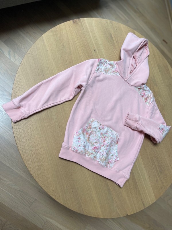 Size 12y Old - Incredible Pink Sweater by Designer Bonpoint - liberty