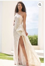 Prom One Shoulder Nude Size 4 Dress worn only once by Sherri Hill 54841 