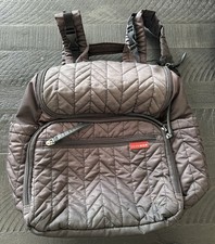 Skip Hop Forma Quilted Diaper Backpack Bag Charcoal Gray Zip Pocket Read Details