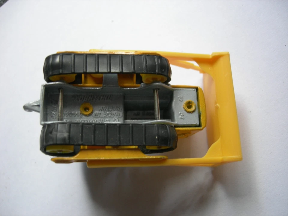 Matchbox       # 64 Bulldozer - Bild 4 von 4