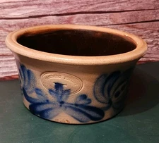 Beaumont Pottery York, Maine  Sm Salt Glazed Stoneware Crock 5" 1985