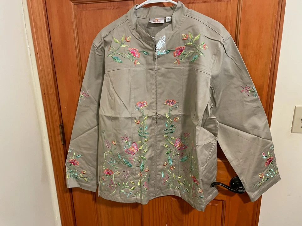 Quacker Factory Full Zip Long Sleeve Jacket Pockets Embroidered Jeweled 1X Beige - Image 2 of 4