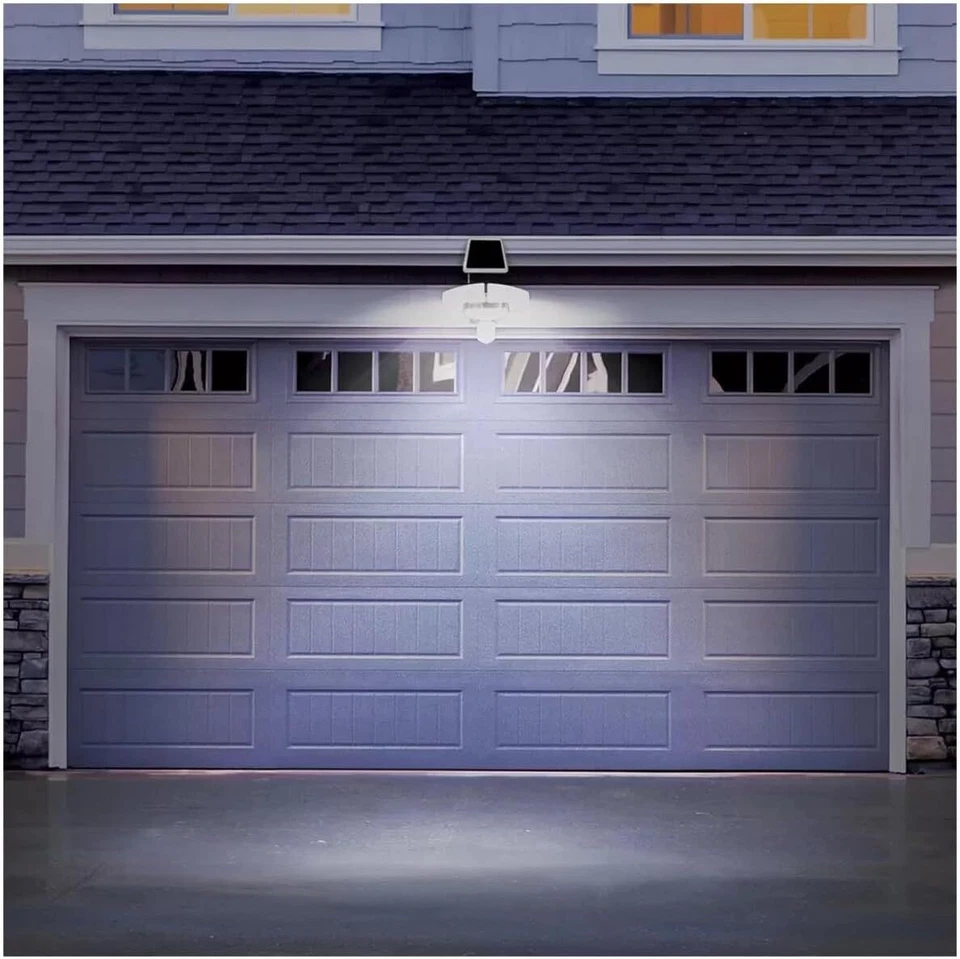 Luz de seguridad activada por movimiento solar SunForce 2000 lúmenes Foto 3 de 4