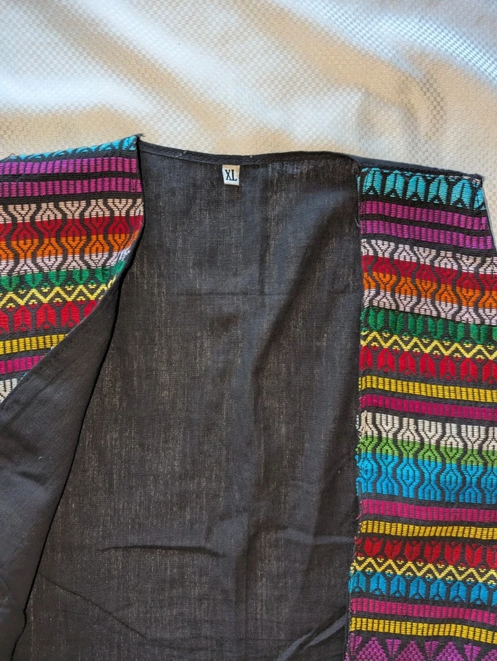 COLETE VINTAGE UNISSEX BORDADO SUDOESTE FESTIVAL HIPPIE COWBOY GG  - Imagem 3 de 4