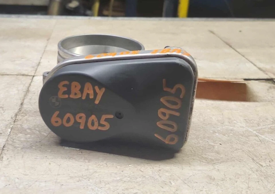 02 03 04 05 BMW 745I 4.4LLL 04 05 BMW 545I CUERPO ACELERADOR CONJUNTO VÁLVULA Foto 2 de 4