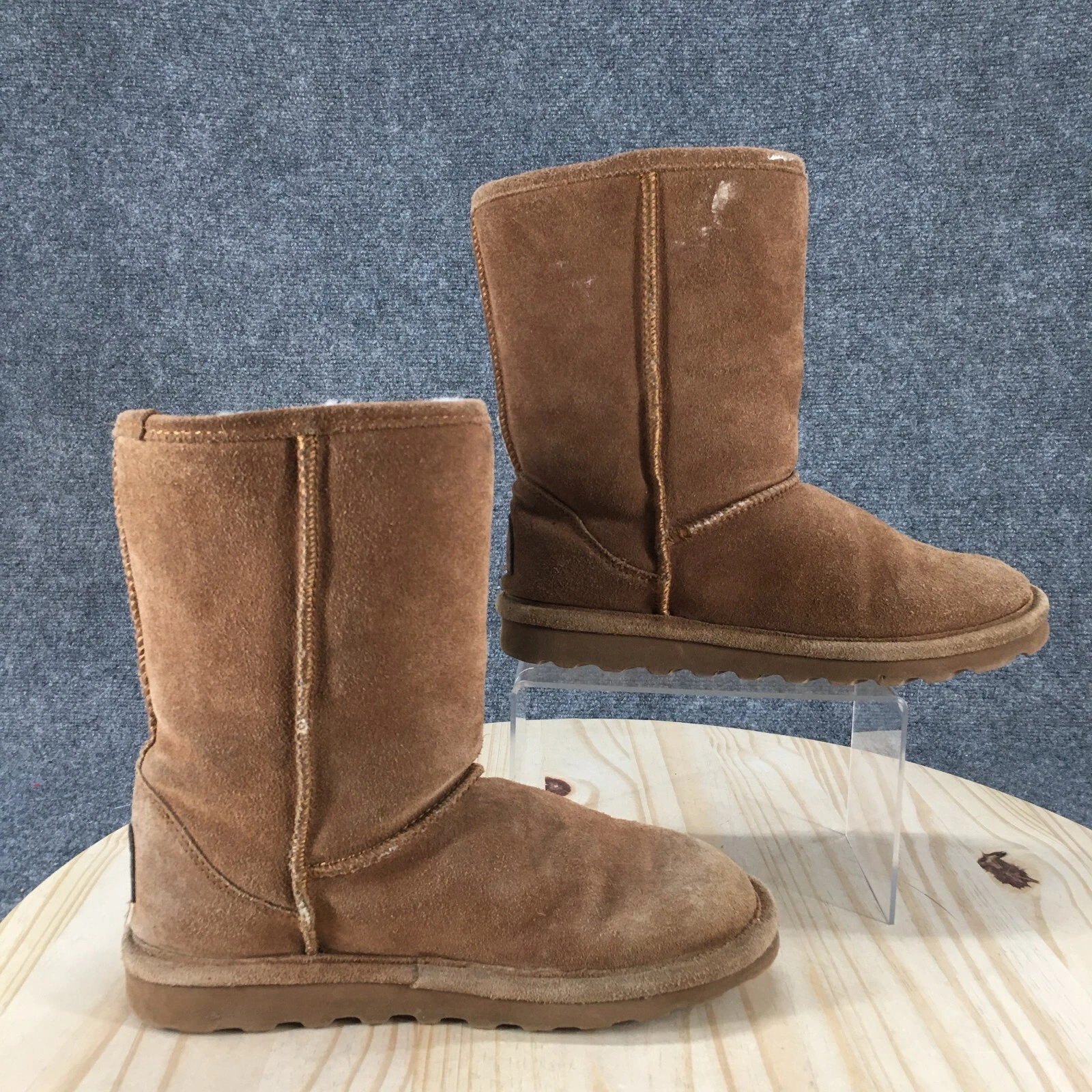 Bearpaw Winter Snow Boots Womens 8 Elle Short Brown Suede Sheepskin 1962W