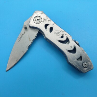 Leatherman C303 Folding Pocket Knife - Serrated Blade - Liner Lock