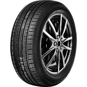 Gomme Estive 215/35 R18 Firemax 84W FM601 XL pneumatici nuovi