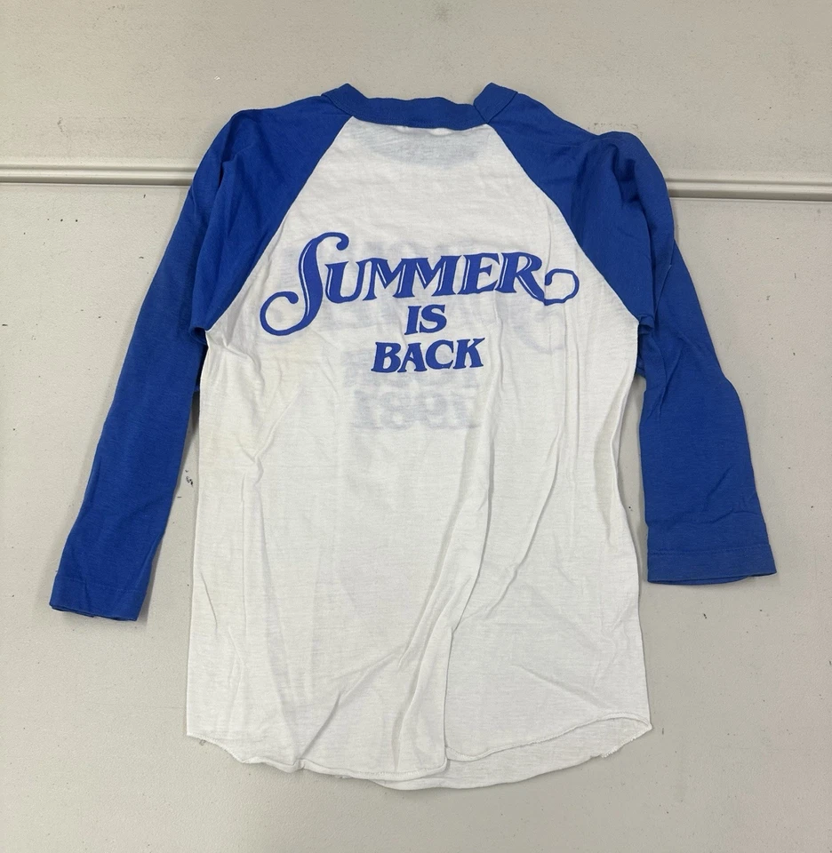 1981 DONNA SUMMER Vintage Raro Raglan Concert Tour Camiseta Anos 70 Anos 80 Disco 24x30 - Imagem 3 de 3