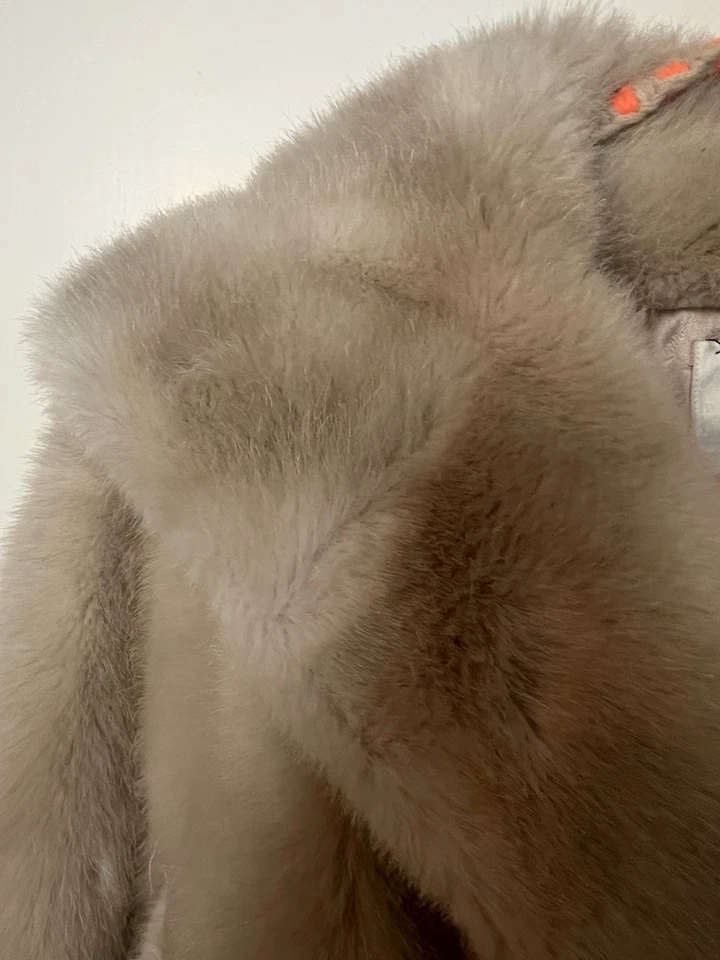 1970’s Vintage Mincara Faux Fur Women’s Coat Cream Belted Size Medium - Image 3 of 4