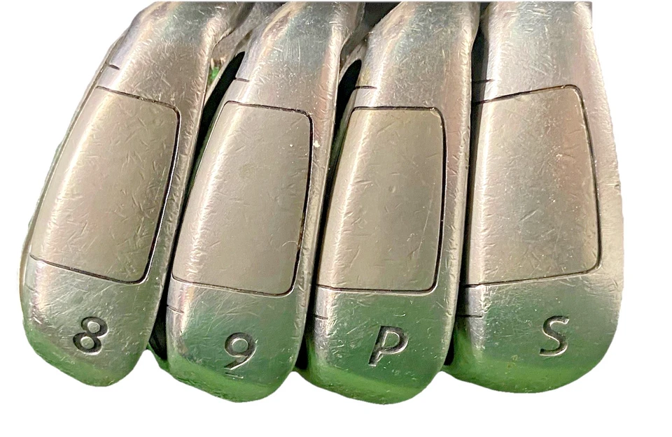 Adams Idea Tech OS Juego de Hierro para Mujer 8-PW, SW LH 50G HL Grafito para Damas Nuevas empuñaduras Foto 2 de 4