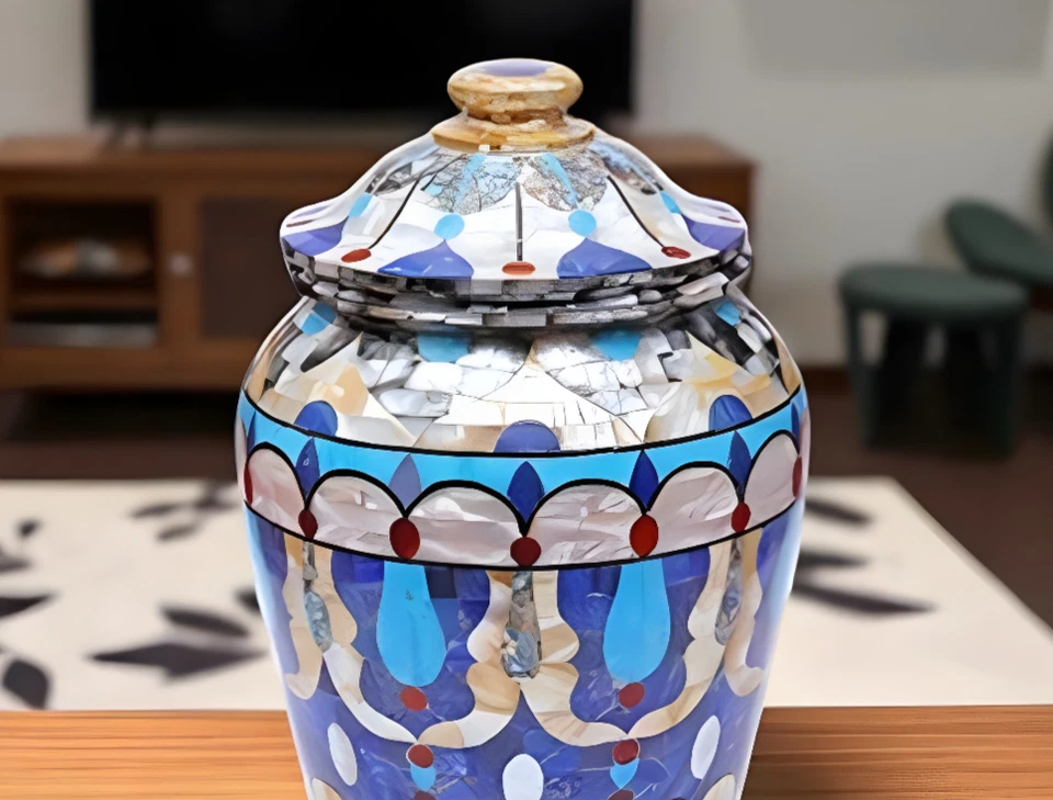 Jarro decorativo de mosaico 21" em azul real e branco com incrustação de padrões de arte decoração - Imagem 3 de 4