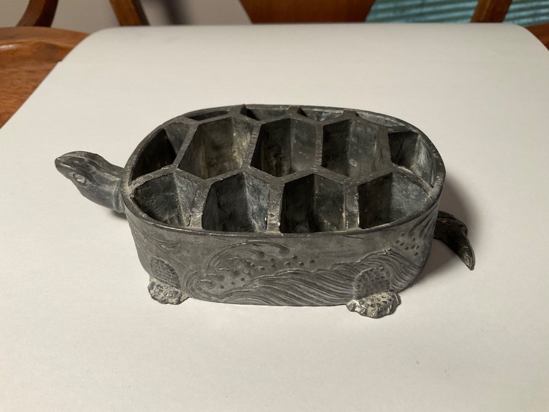 VTG JAPANESE ORNATE CAST IRON TURTLE-SHAPED FLOWER FROG