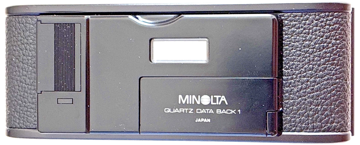 Minolta X-700 本体 Quartz Data Back 1 Minolta Quartz Data Back 1 for a Minolta X-570 & X-700 SLR Film
