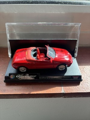 1:43 New Ray Alfa Romeo rot Spyder Diecast Sportwagen 1996 NEU USED CASE