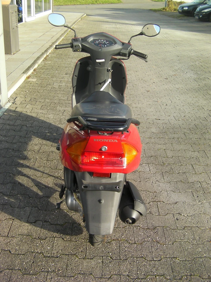 Roller Honda Lead 100 fahrbereit BJ 2005 15.202 km Verkauf als Bastlerfahrzeug - Bild 4 von 4