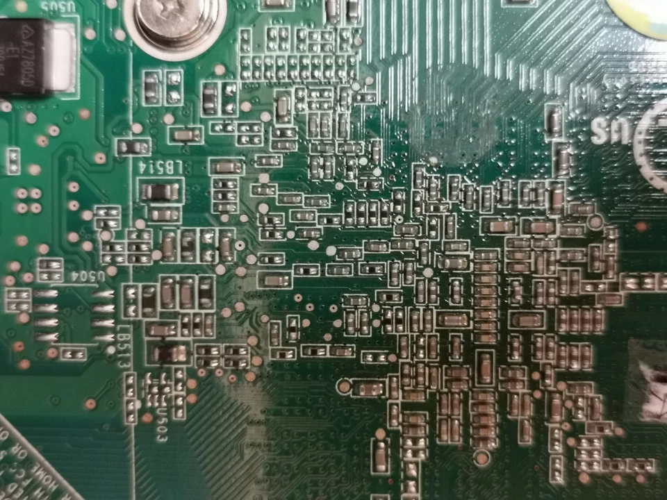 PNY NVIDIA QuadroFX 1500 Graphics Card, PCI-E, 325MHz GPU, 256MB, 2x DVI, S-VID - Image 2 of 4