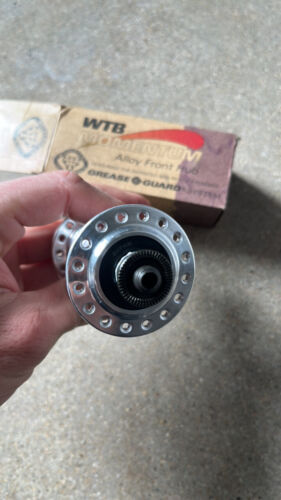 WTB Momentum Grease Guard Front Hub 32 Hole Q/R - Picture 3 of 6