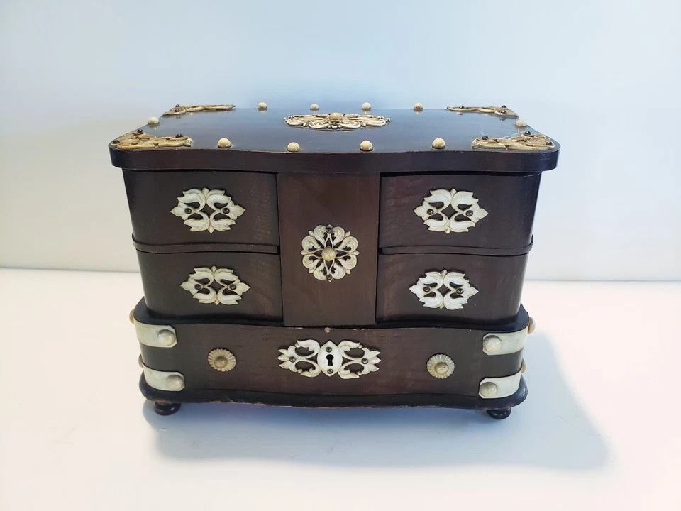 Joyero francés decorado con huesos de Napoleón III. Segundo Imperio (1848-1870) Foto 3 de 4