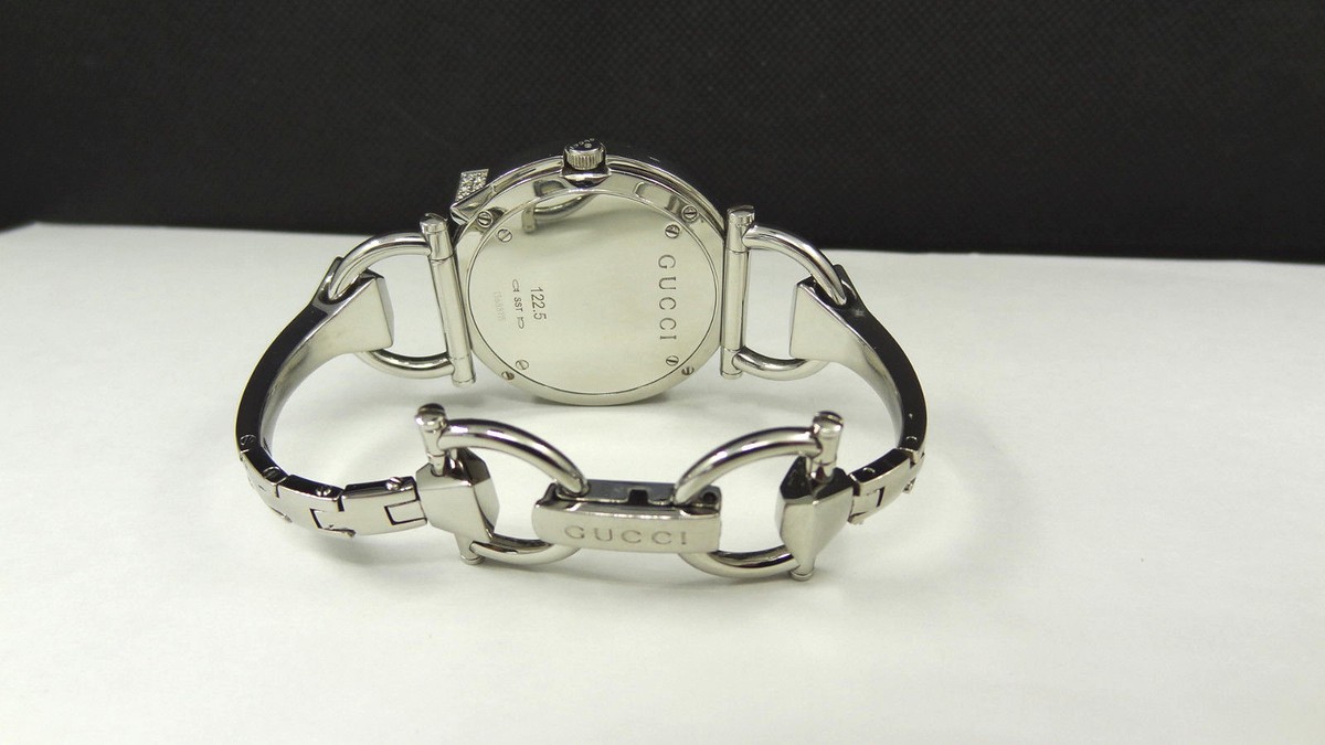 Gucci YA122505 Chiodo Diamond Mother-of-Pearl Dial 122.5