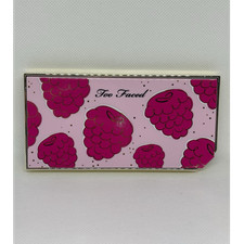 Too Faced Razzle Dazzle Berry Palette Matte S...